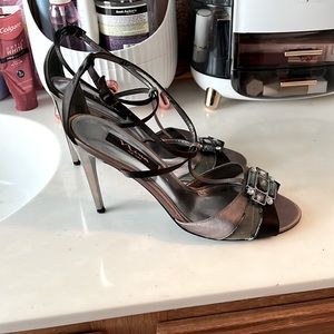 Nina Hottie 😍 sandals